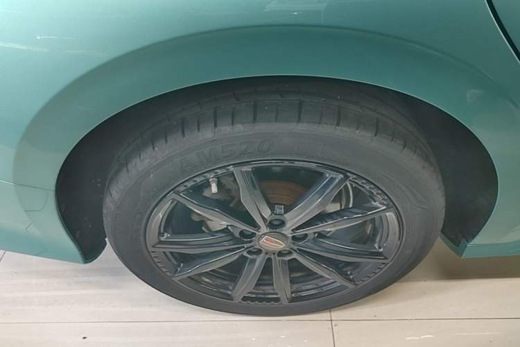 Used Hongqi H6 2023 2.0T ZhiZhen Edition Right Rear Wheel Hub