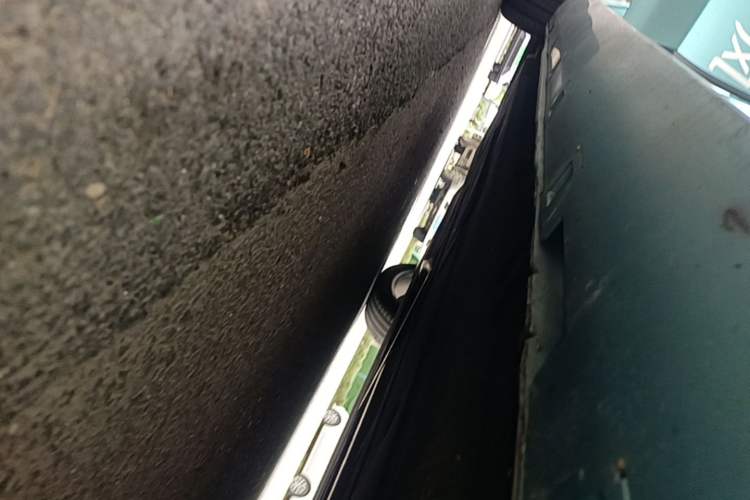 Used Hongqi H6 2023 2.0T ZhiZhen Edition Right Side Sill