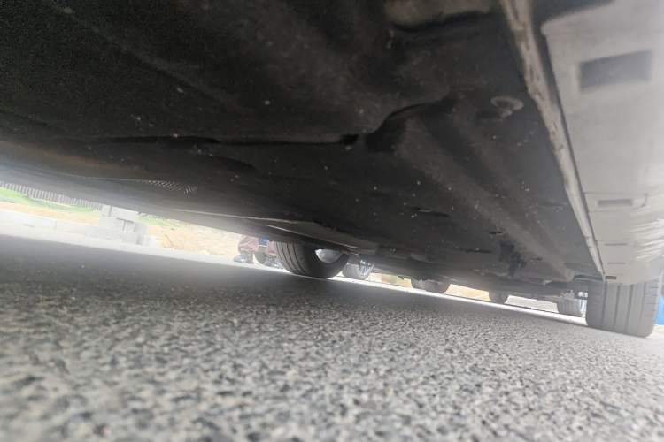 Used Hongqi H6 2023 2.0T ZhiShang Version Chassis Rear Right