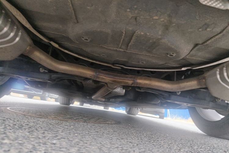 Used Hongqi H6 2023 2.0T ZhiShang Version Chassis Rear
