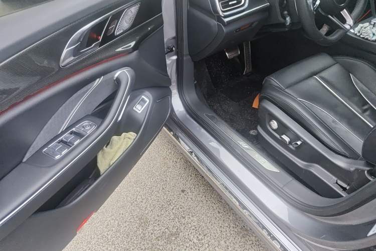 Used Hongqi H6 2023 2.0T ZhiShang Version Driver Seat