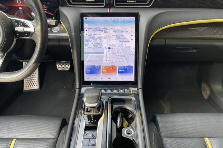 Used Hongqi H6 2023 2.0T ZhiZhen Edition Audio And AC Panel