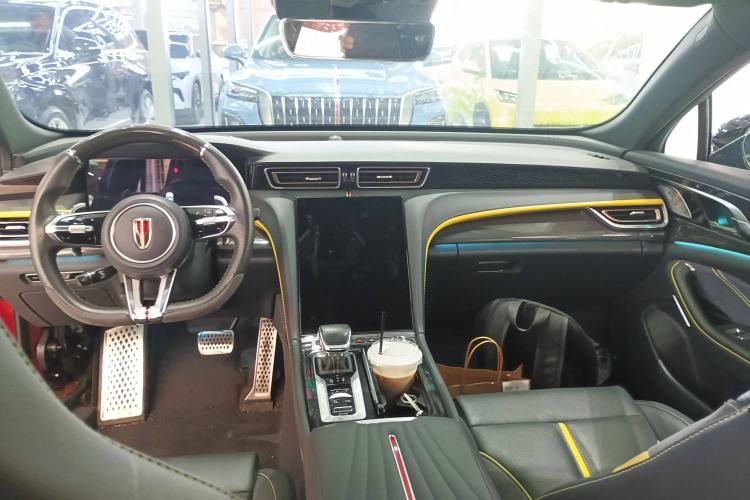 Used Hongqi H6 2023 2.0T ZhiZhen Edition Center Console