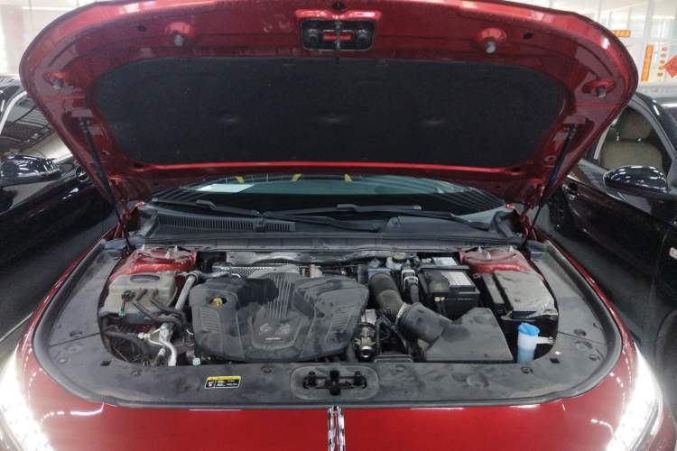 Used Hongqi H6 2023 2.0T ZhiZhen Edition Engine Bay