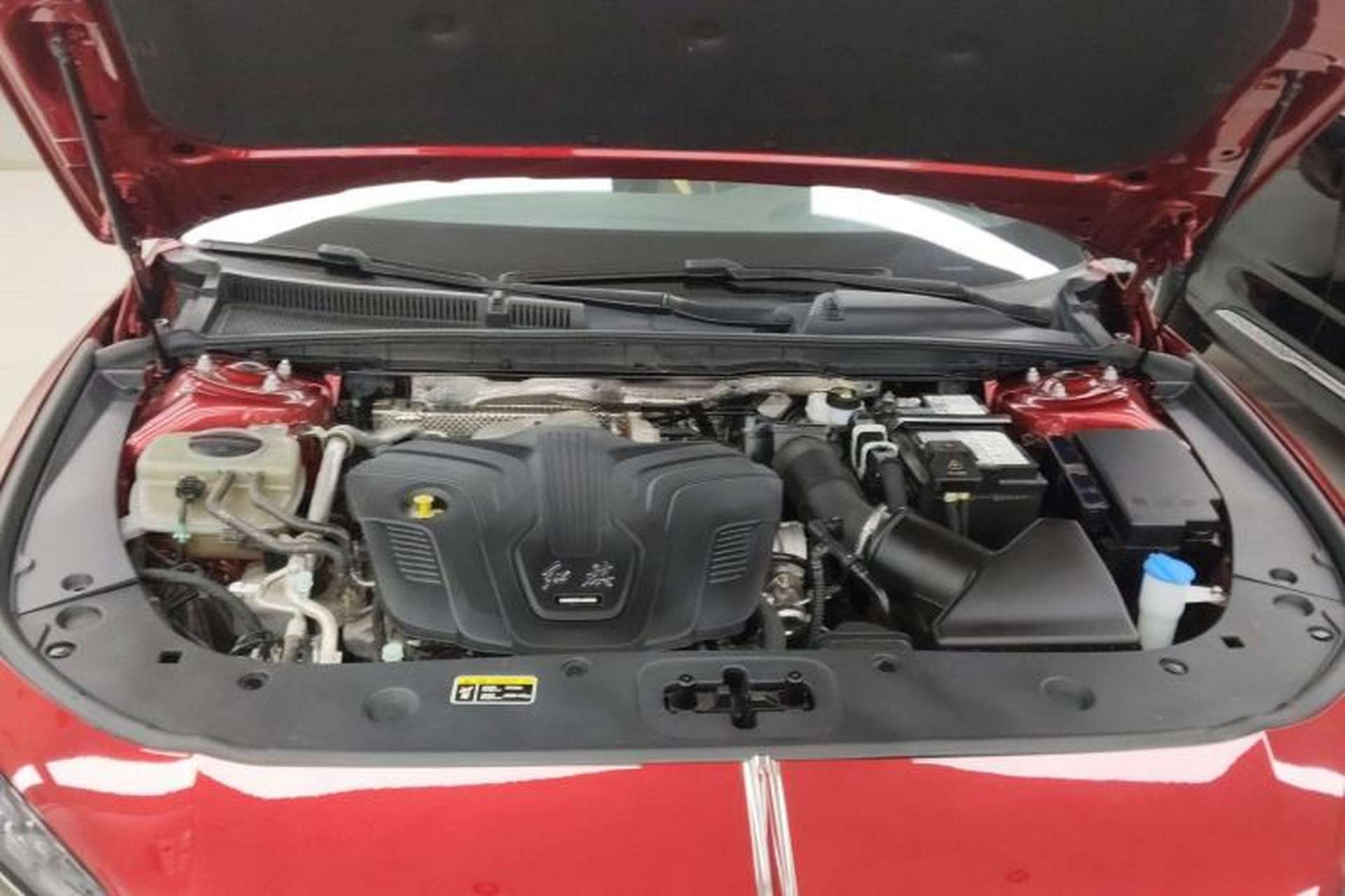 Used Hongqi H6 2023 2.0T ZhiZhen Edition Engine Bay