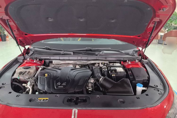 Used Hongqi H6 2023 2.0T ZhiZhen Edition Engine Bay