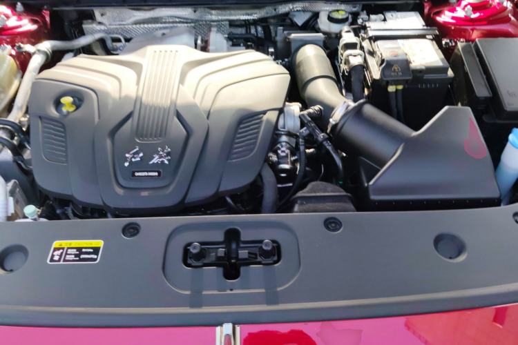 Used Hongqi H6 2023 2.0T ZhiZhen Edition Engine Bay