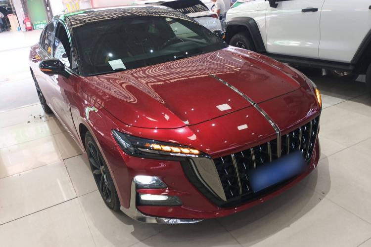 Used Hongqi H6 2023 2.0T ZhiZhen Edition Front Right 45 Deg