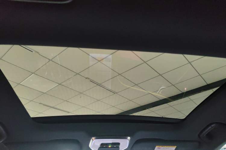 Used Hongqi H6 2023 2.0T ZhiZhen Edition Headliner