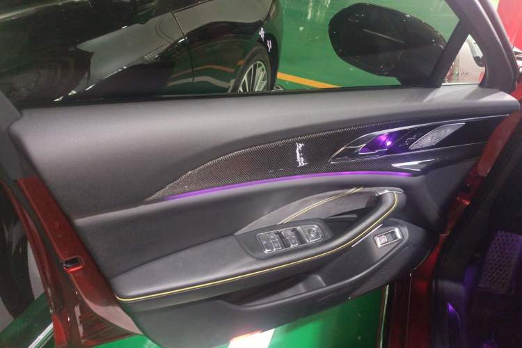 Used Hongqi H6 2023 2.0T ZhiZhen Edition Left Front Door Interior