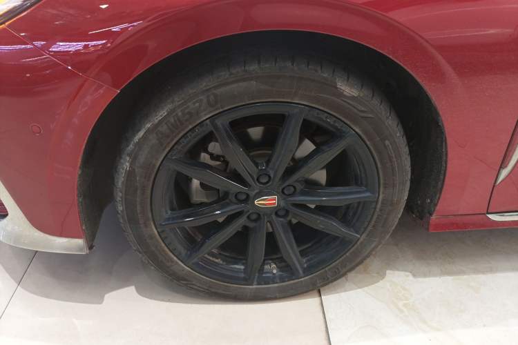 Used Hongqi H6 2023 2.0T ZhiZhen Edition Left Front Wheel Hub