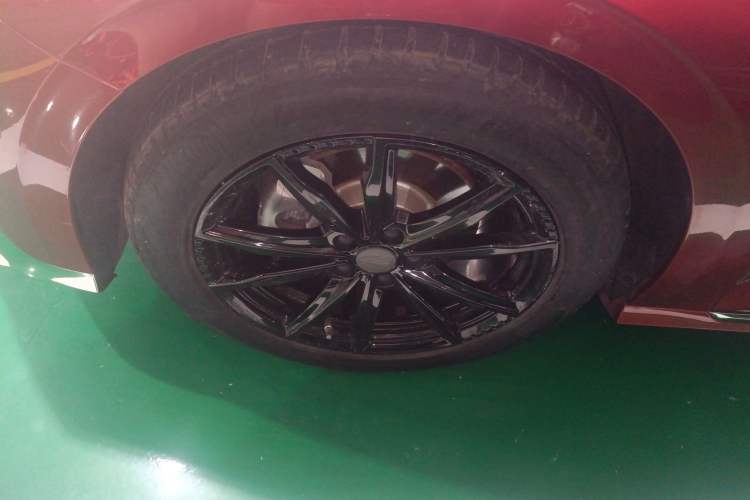 Used Hongqi H6 2023 2.0T ZhiZhen Edition Left Front Wheel Hub