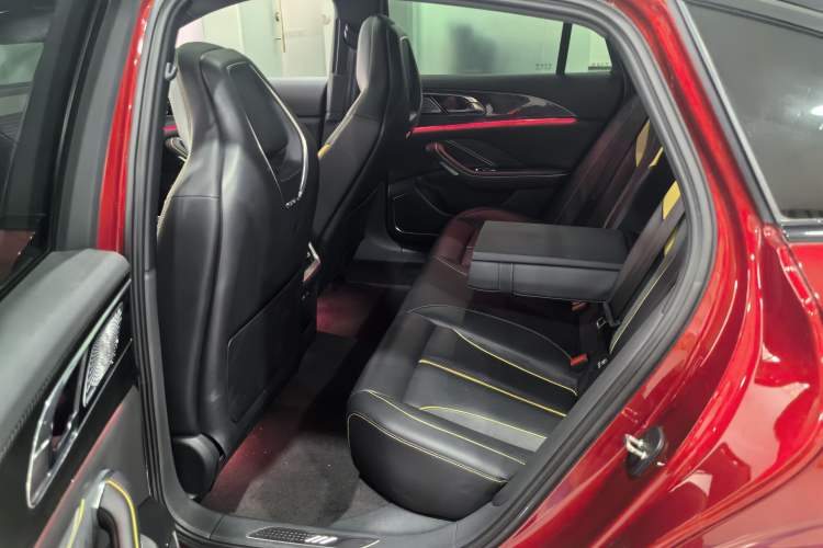 Used Hongqi H6 2023 2.0T ZhiZhen Edition Left Rear Seat