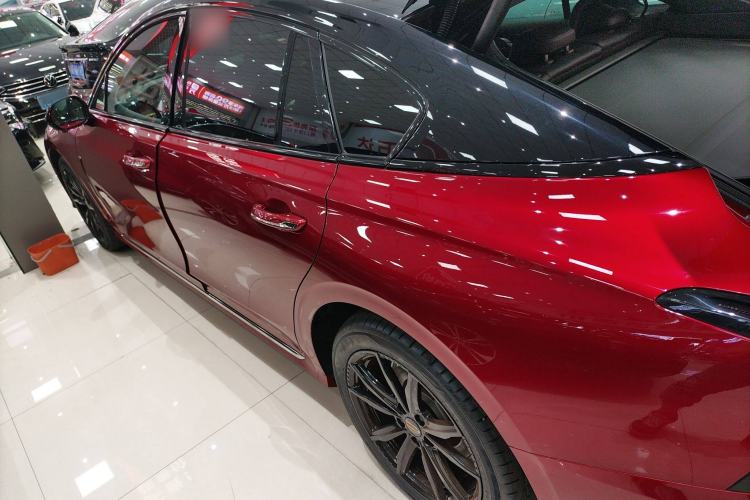 Used Hongqi H6 2023 2.0T ZhiZhen Edition Left Side