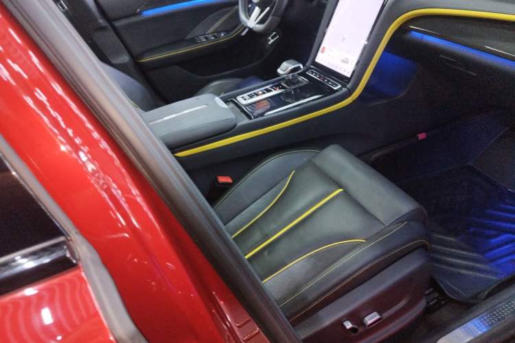 Used Hongqi H6 2023 2.0T ZhiZhen Edition Right Front Seat
