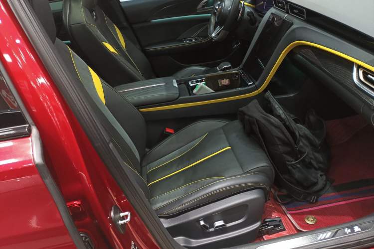 Used Hongqi H6 2023 2.0T ZhiZhen Edition Right Front Seat