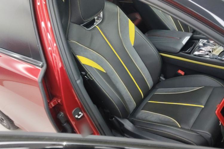 Used Hongqi H6 2023 2.0T ZhiZhen Edition Right Front Seat