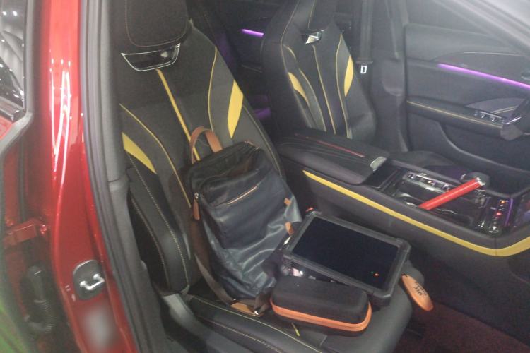 Used Hongqi H6 2023 2.0T ZhiZhen Edition Right Front Seat