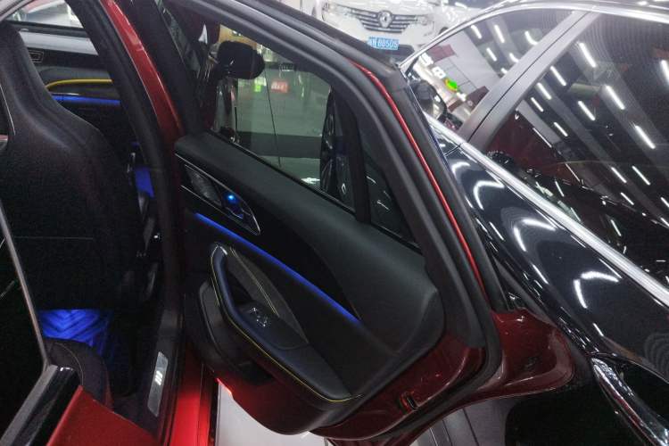 Used Hongqi H6 2023 2.0T ZhiZhen Edition Right Rear Door Interior