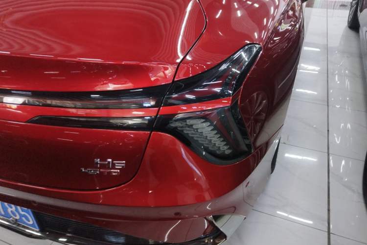 Used Hongqi H6 2023 2.0T ZhiZhen Edition Right Rear Taillight
