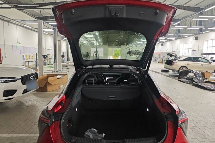 Used Hongqi H6 2023 2.0T ZhiZhen Edition Trunk