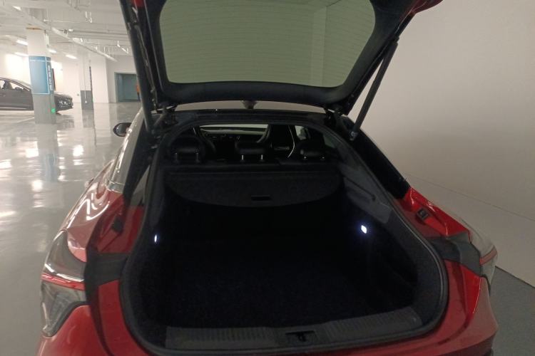 Used Hongqi H6 2023 2.0T ZhiZhen Edition Trunk