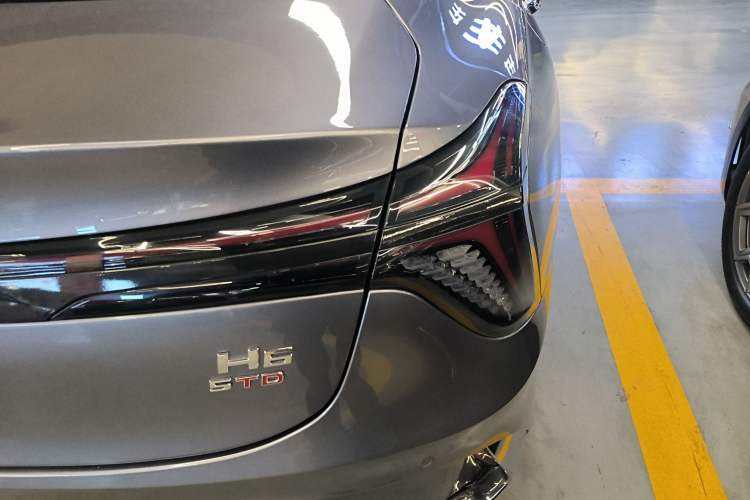 Used Hongqi H6 2023 2.0T ZhiZhen Edition Exterior 3
