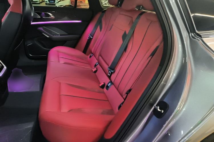 Used Hongqi H6 2023 2.0T ZhiZhen Edition Left Rear Seat