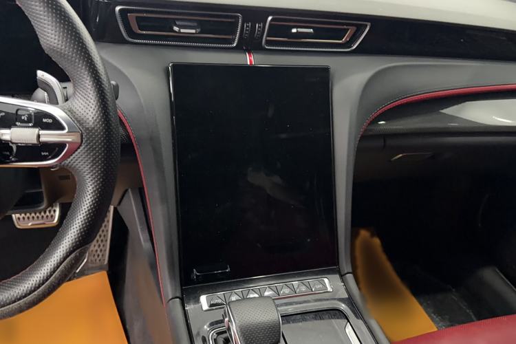 Used Hongqi H6 2023 2.0T ZhiZhen Edition Audio And AC Panel