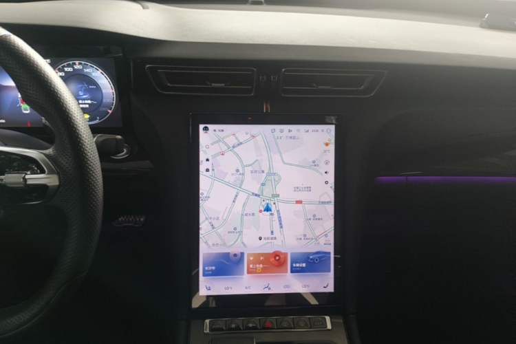 Used Hongqi H6 2023 2.0T ZhiShang Version Audio And AC Panel