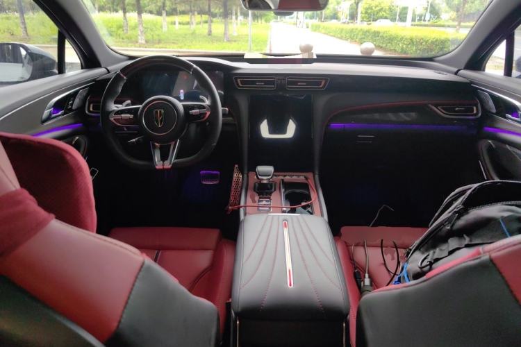 Used Hongqi H6 2023 2.0T ZhiShang Version Center Console