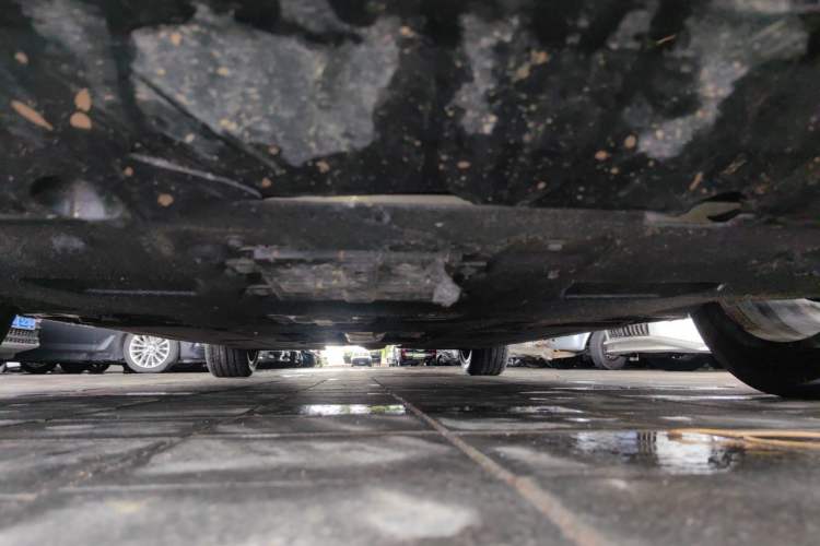 Used Hongqi H6 2023 2.0T ZhiShang Version Chassis Front