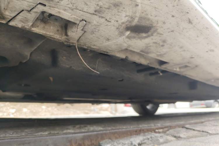 Used Hongqi H6 2023 2.0T ZhiShang Version Chassis Front Left