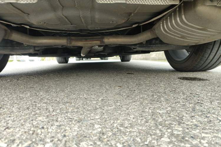 Used Hongqi H6 2023 2.0T ZhiShang Version Chassis Rear