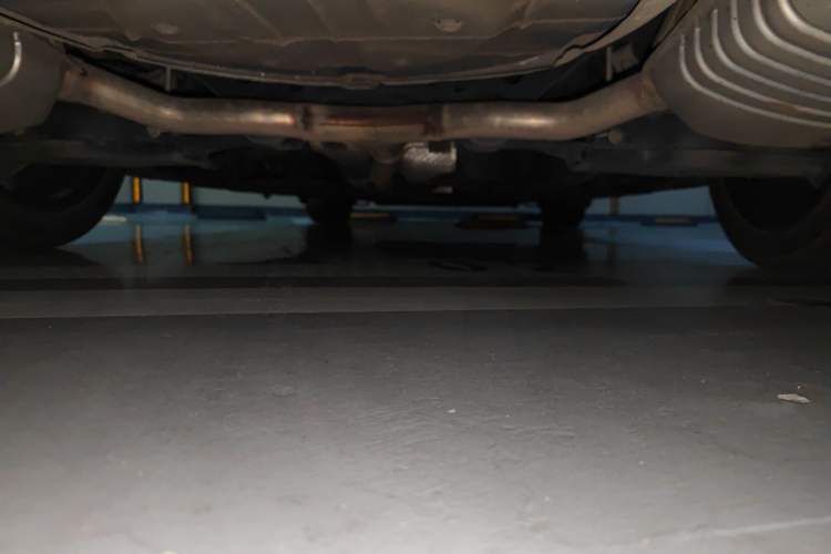 Used Hongqi H6 2023 2.0T ZhiShang Version Chassis Rear