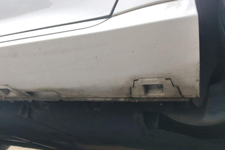 Used Hongqi H6 2023 2.0T ZhiShang Version Chassis Rear Left