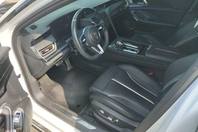 Used Hongqi H6 2023 2.0T ZhiShang Version Driver Seat