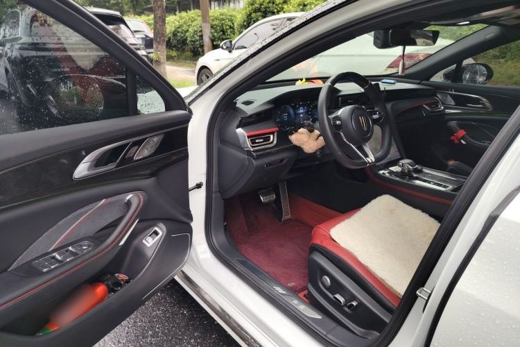 Used Hongqi H6 2023 2.0T ZhiShang Version Driver Seat