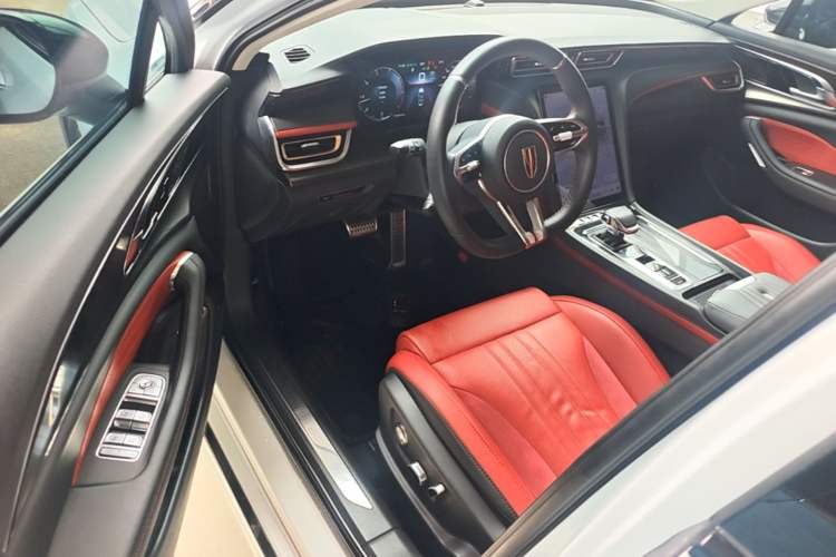Used Hongqi H6 2023 2.0T Zhiyi Version Driver Seat