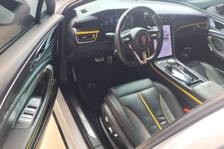 Used Hongqi H6 2023 2.0T ZhiShang Version Driver Seat