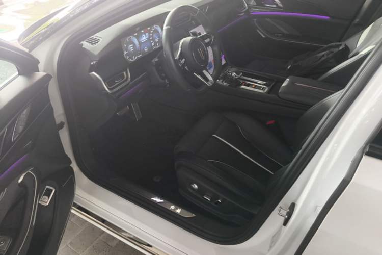 Used Hongqi H6 2023 2.0T ZhiShang Version Driver Seat