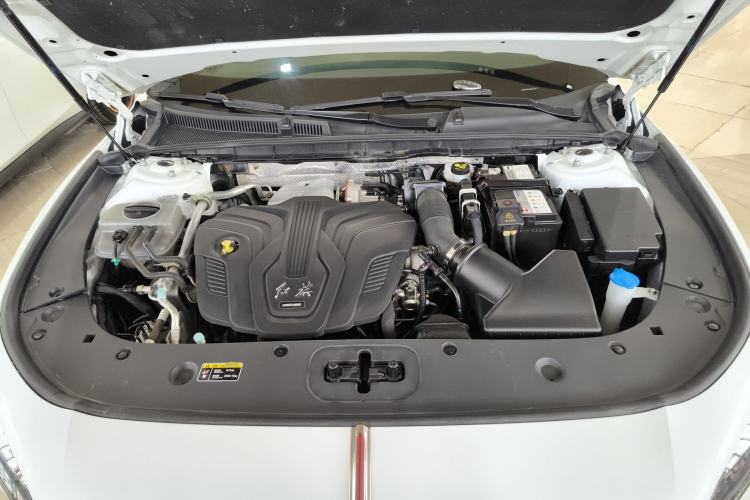 Used Hongqi H6 2023 2.0T ZhiShang Version Engine Bay