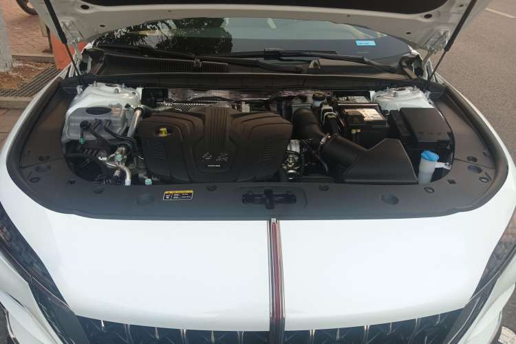 Used Hongqi H6 2023 2.0T Zhiyi Version Engine Bay