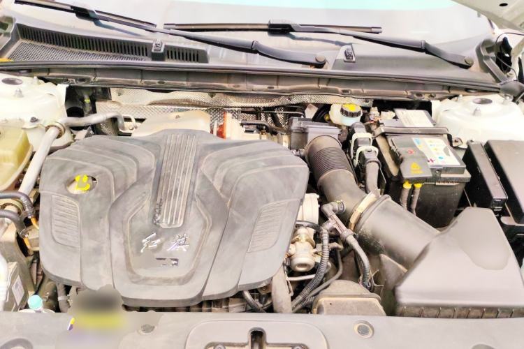 Used Hongqi H6 2023 2.0T ZhiShang Version Engine Bay