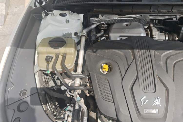Used Hongqi H6 2023 2.0T ZhiShang Version Engine Bay Right