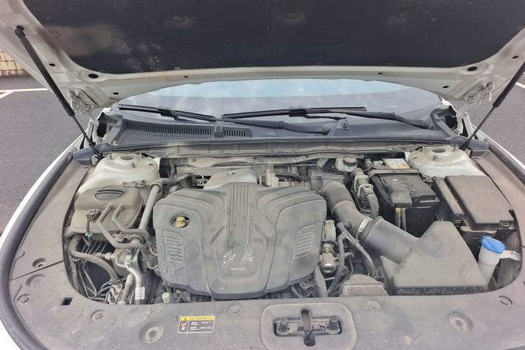 Used Hongqi H6 2023 2.0T ZhiZhen Edition Engine Bay