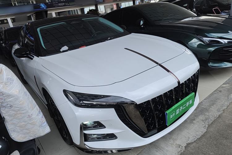 Used Hongqi H6 2023 2.0T Zhiyi Version Front Right 45 Deg