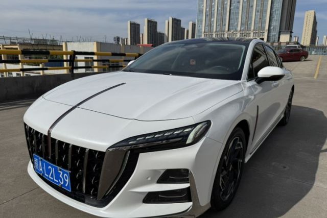 Used Hongqi H6 2023 2.0T Zhiyi Version