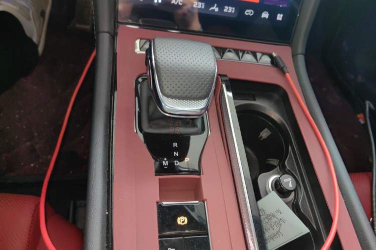 Used Hongqi H6 2023 2.0T ZhiShang Version Gear Lever