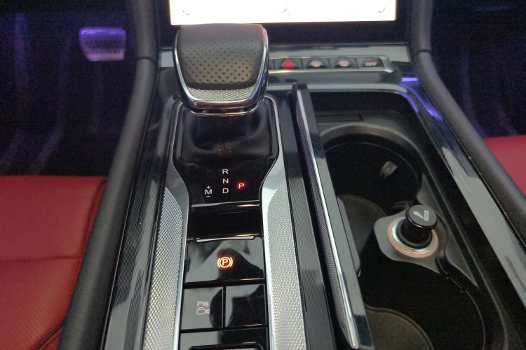 Used Hongqi H6 2023 2.0T ZhiShang Version Gear Lever